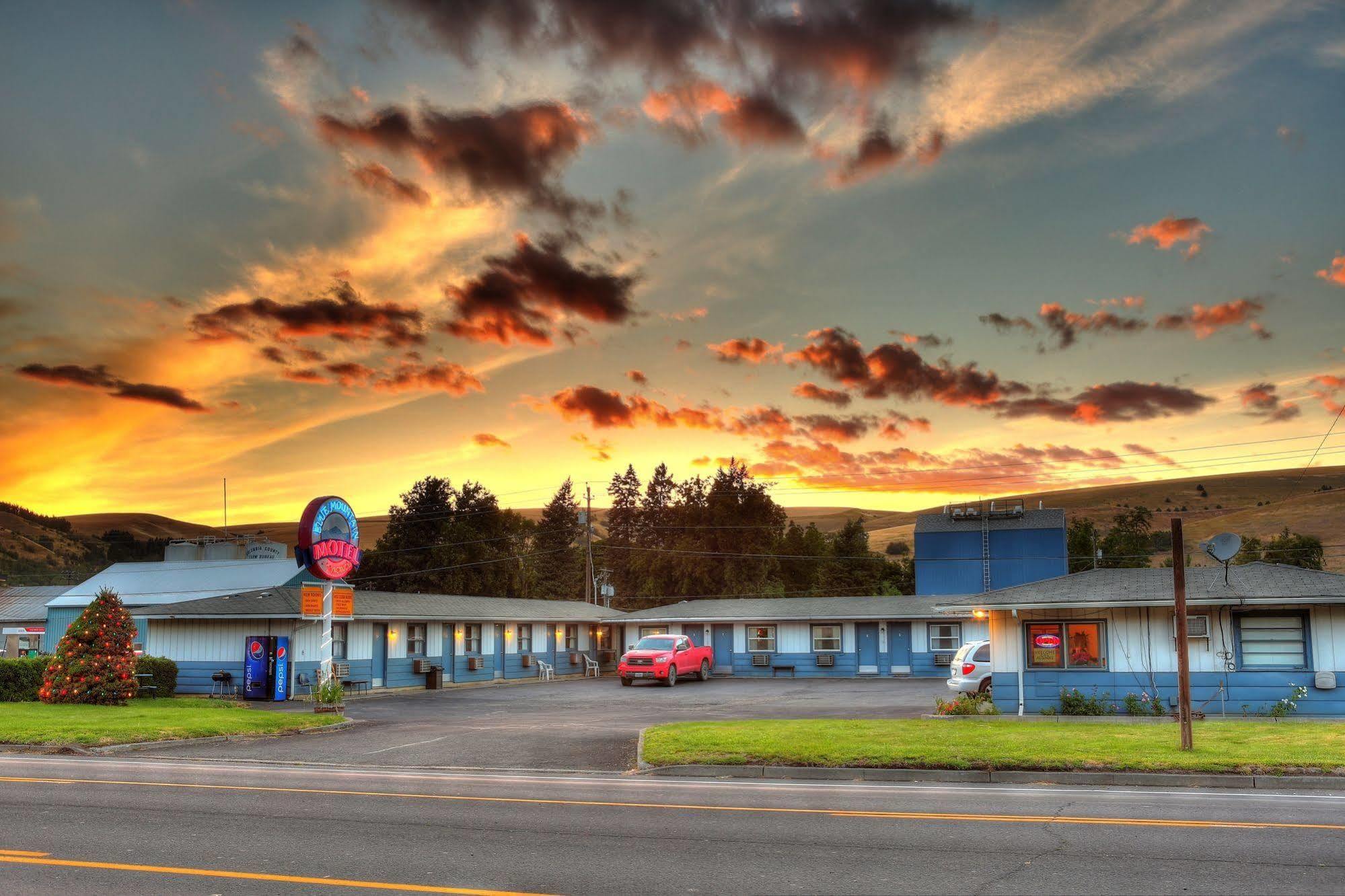 Blue Mountain Motel Dayton Zewnętrze zdjęcie